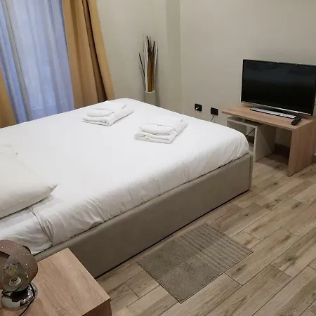 Magenta Gold - Centrale Ed Ideale Per Gruppi E Famiglie Apartament
